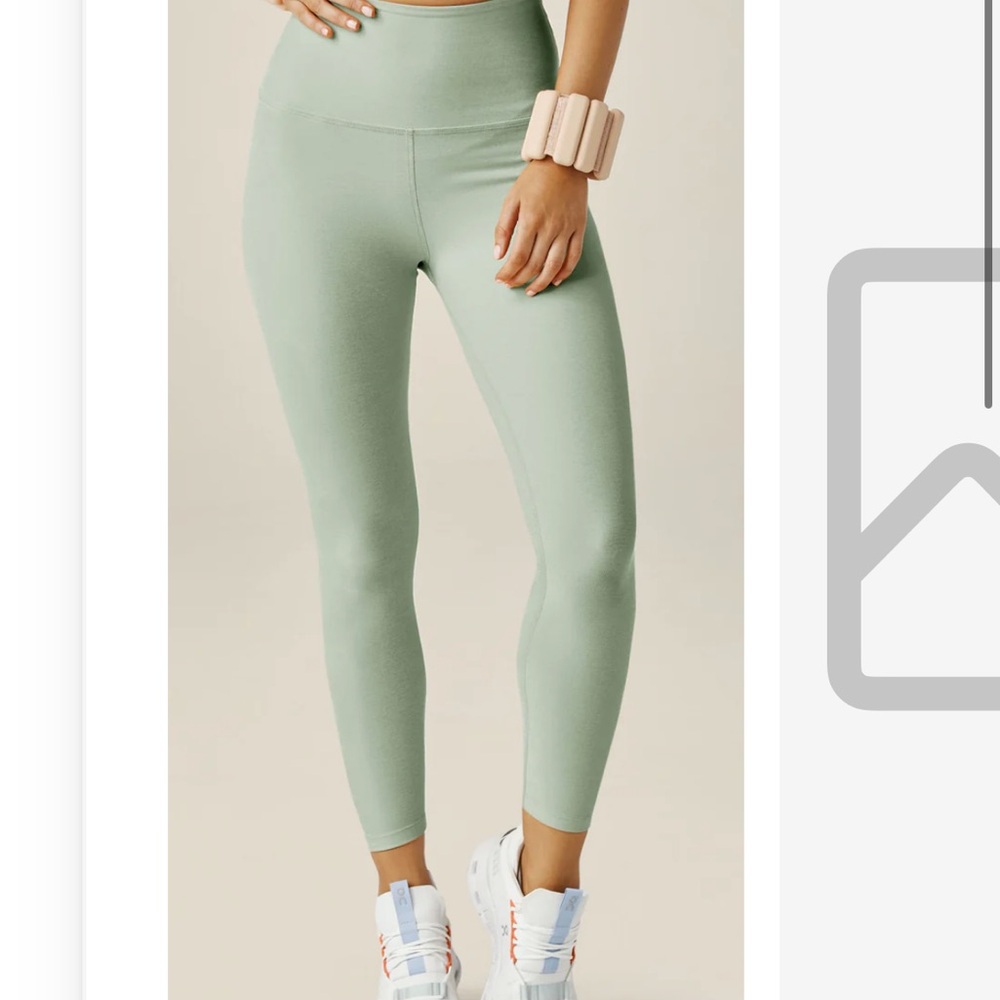 Beyond Yoga Sage Green Leggings & Matching top